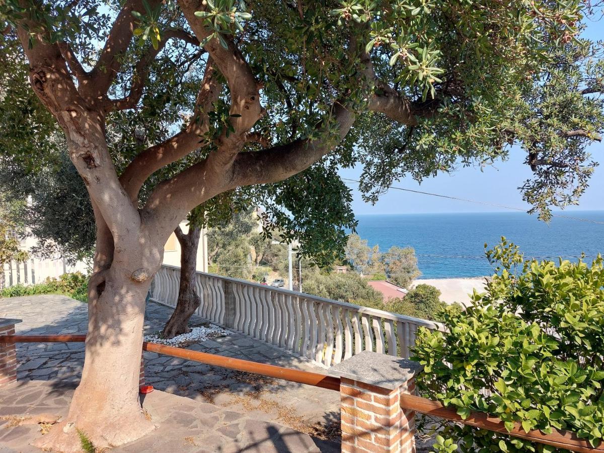 Una Finestra Sul Mare Monolocale Διαμέρισμα Bergeggi Εξωτερικό φωτογραφία